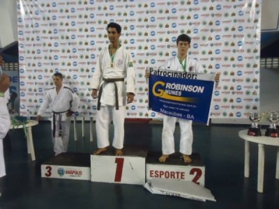 Macaubense conquista vice campeonato. 