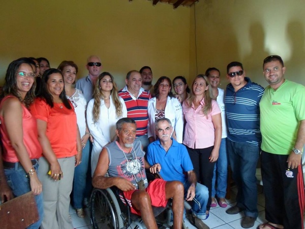 Prefeito e Secretários levam equipes de saúde ao Asilo São Francisco. (Foto Divulgação)